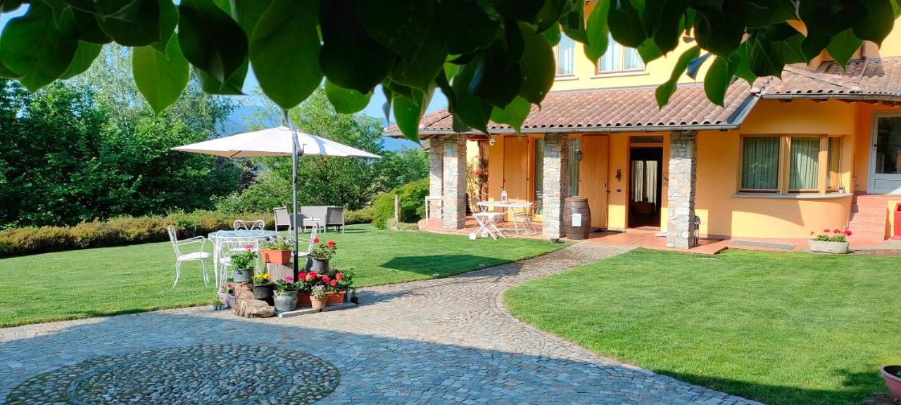 B&B Villa Claudia Лавена-Понте-Треза Екстер'єр фото