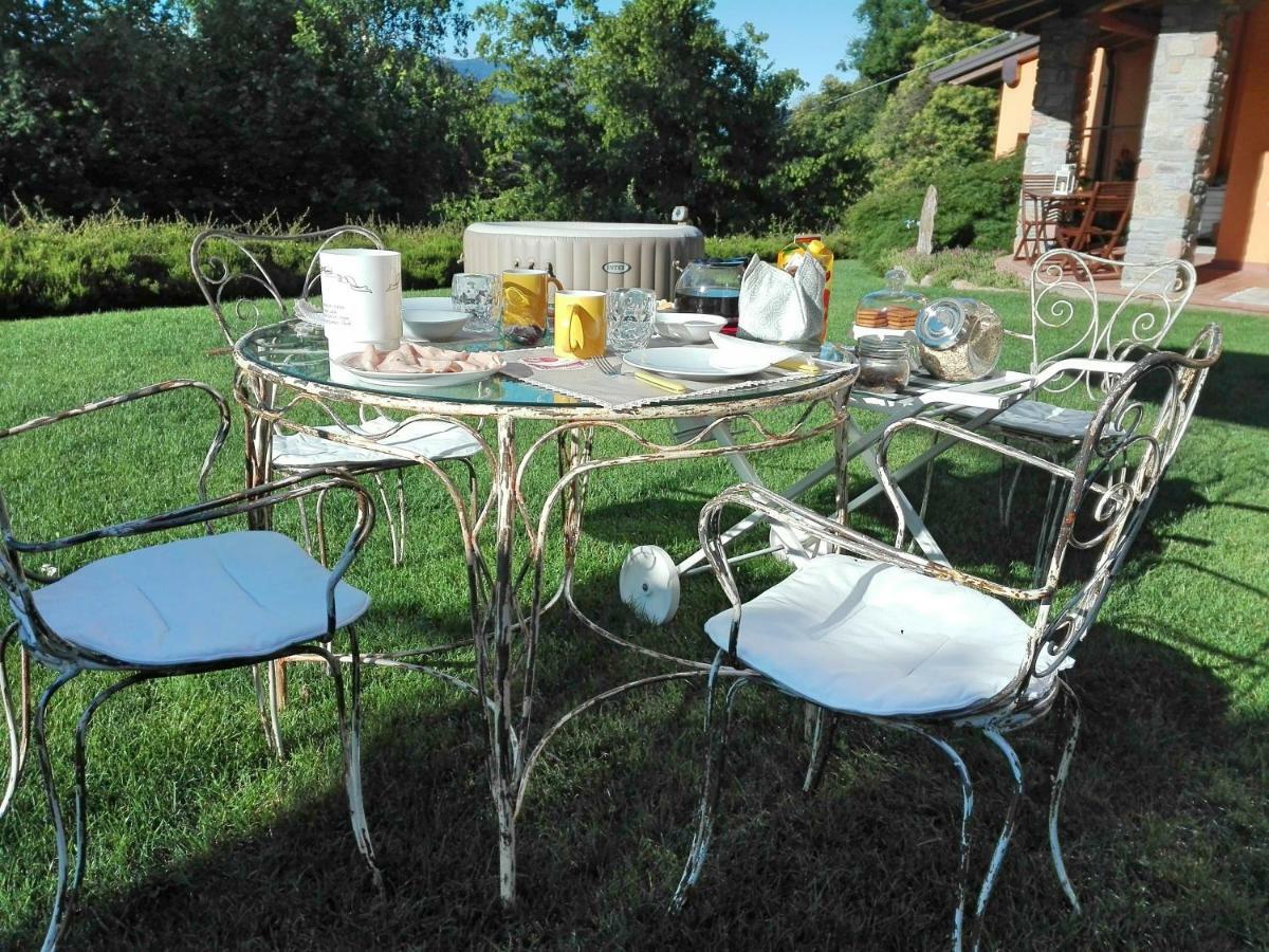 B&B Villa Claudia Лавена-Понте-Треза Екстер'єр фото